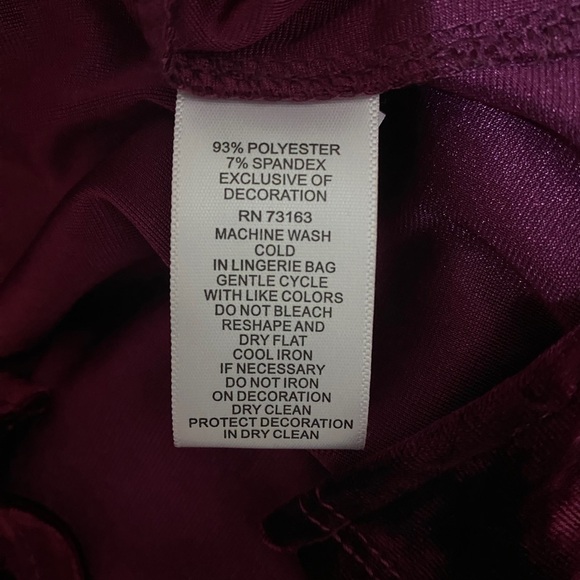 Melissa Paige Burgundy Velour Velvet Blouse sz Small - Picture 8 of 8